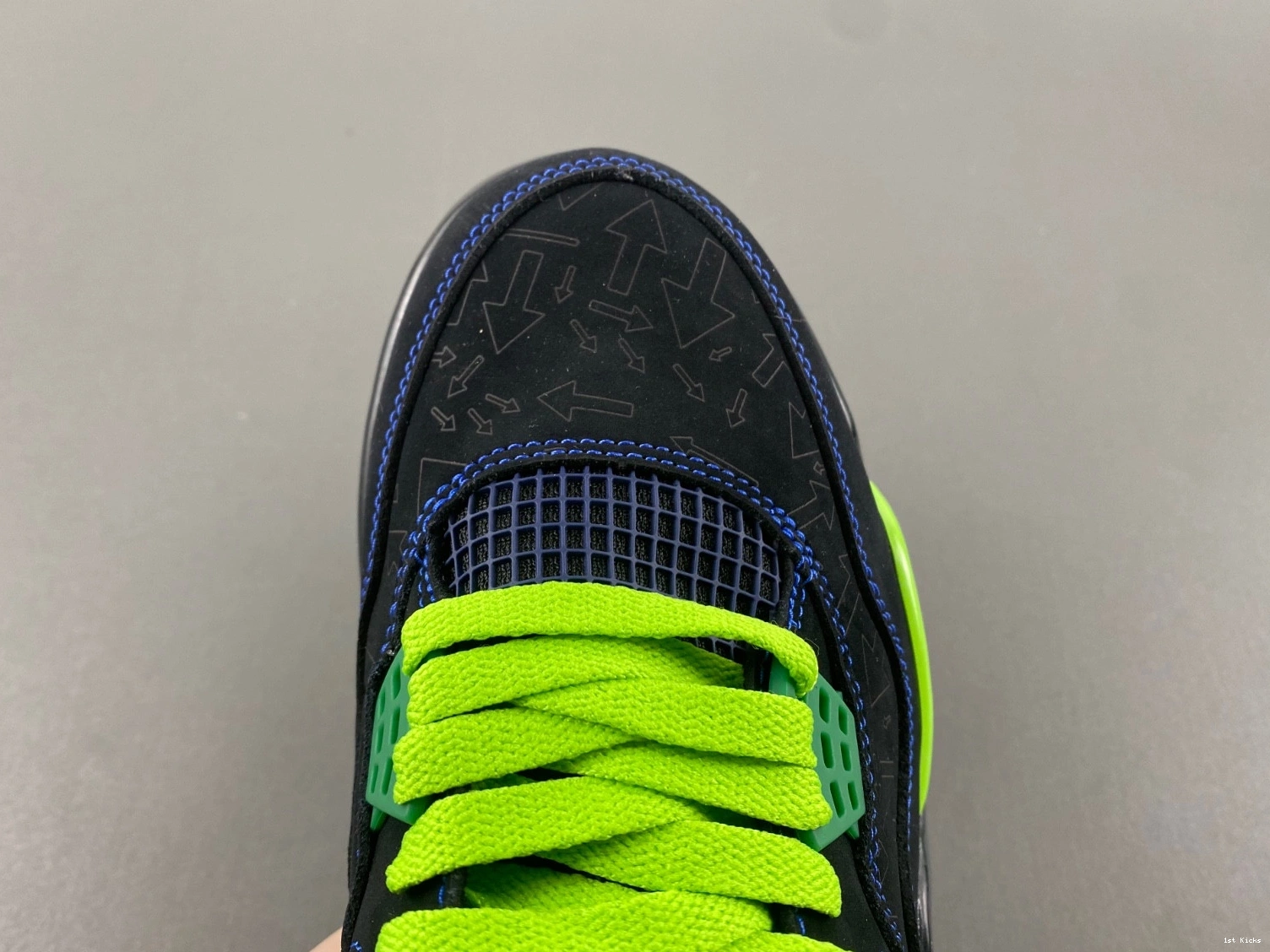 Doernbecher 4 308497-015 - Jordan Retro 0328